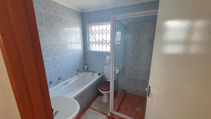 3 Bedroom Property for Sale in Skiathos Western Cape